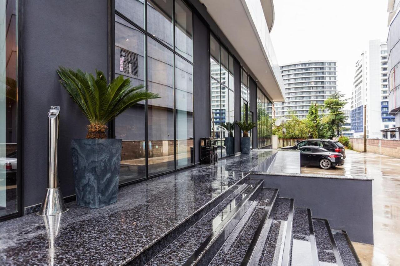 Nova Concierge Aparthotel Batumi Exterior photo