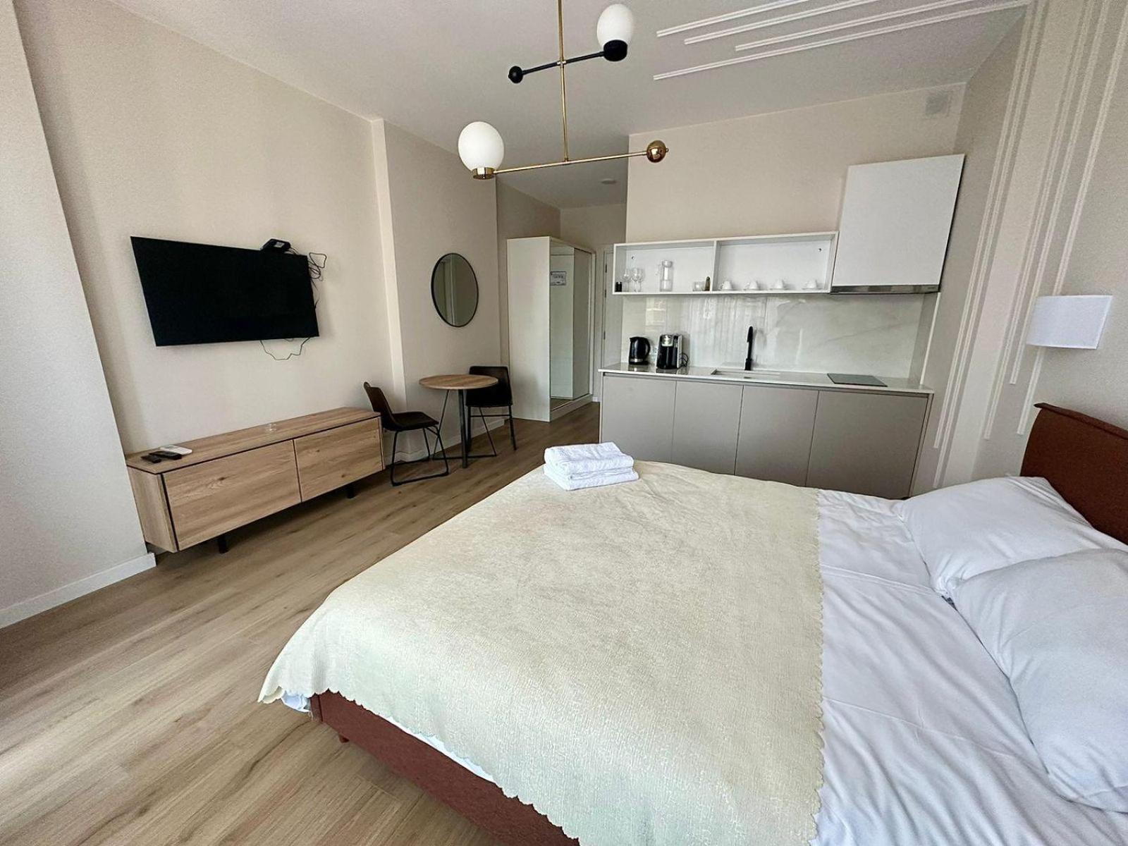 Nova Concierge Aparthotel Batumi Room photo