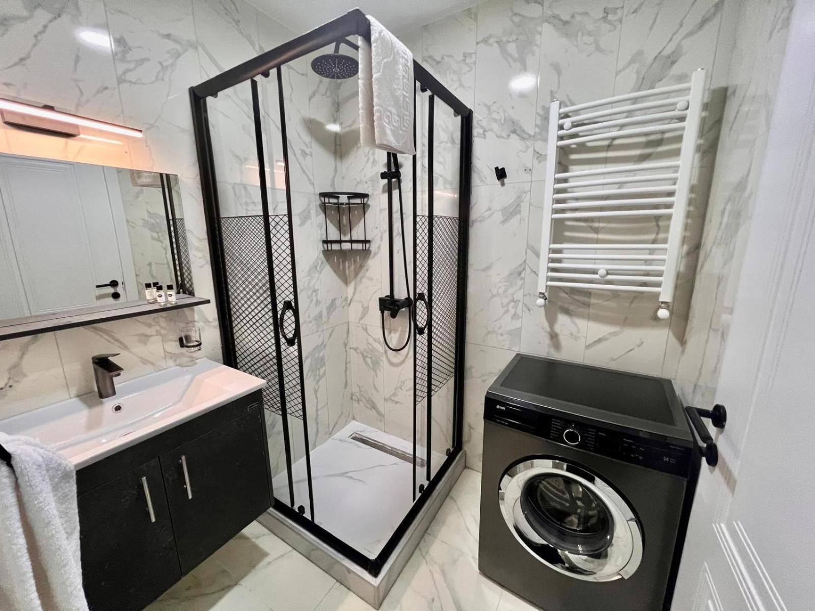 Nova Concierge Aparthotel Batumi Exterior photo